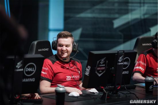 JD Gaming 官方：上单选手 sheer 离队