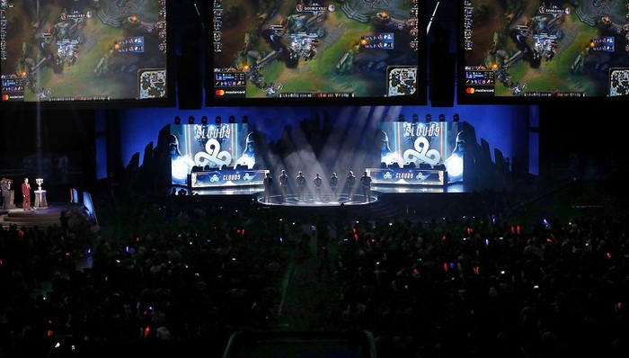 【视频】7月6日LPL夏季赛战果：V5继续不胜，EDG找回状态